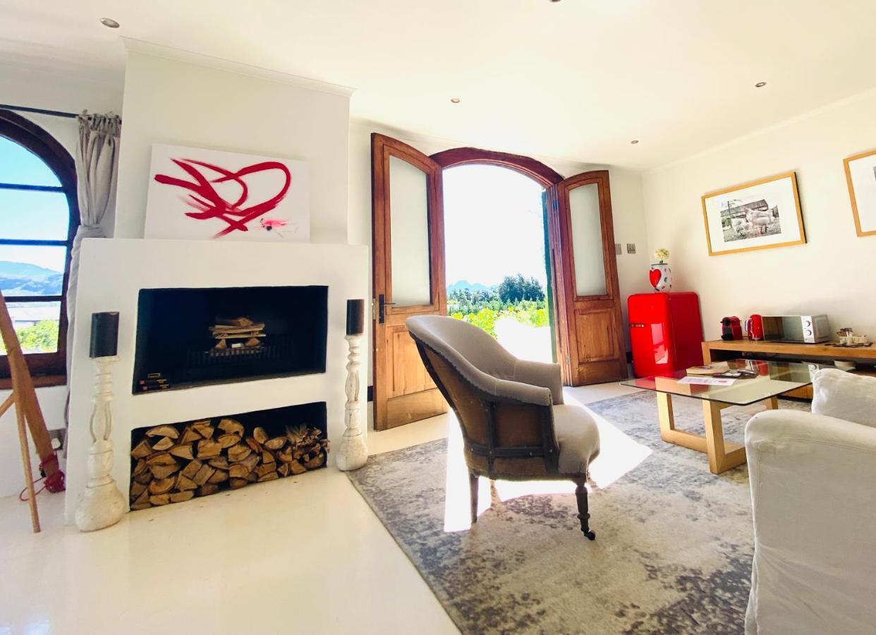 Отель Vineyard Retreat Франсхук Экстерьер фото